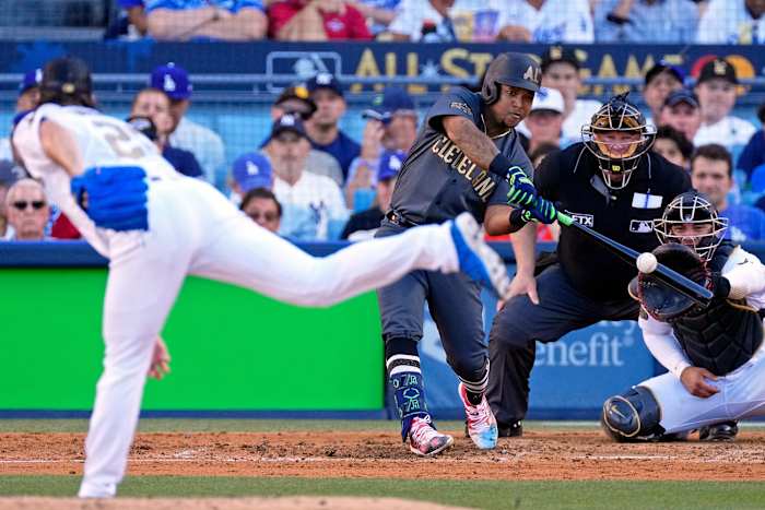 Jose Ramirez hits a single.